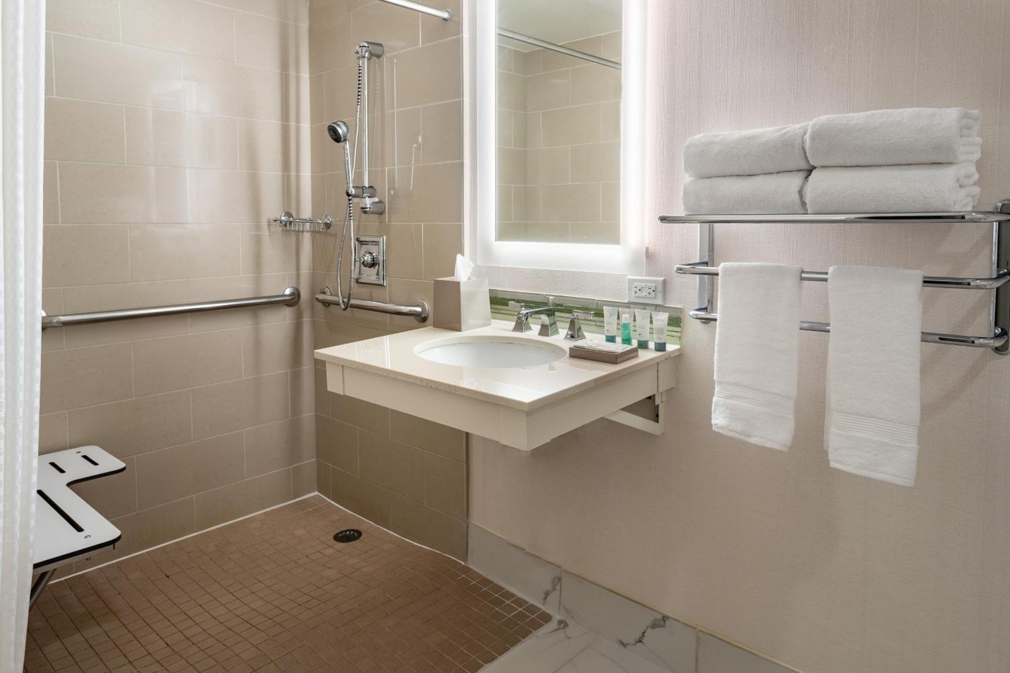 The Westin Atlanta Airport Hotel College Park Exterior photo