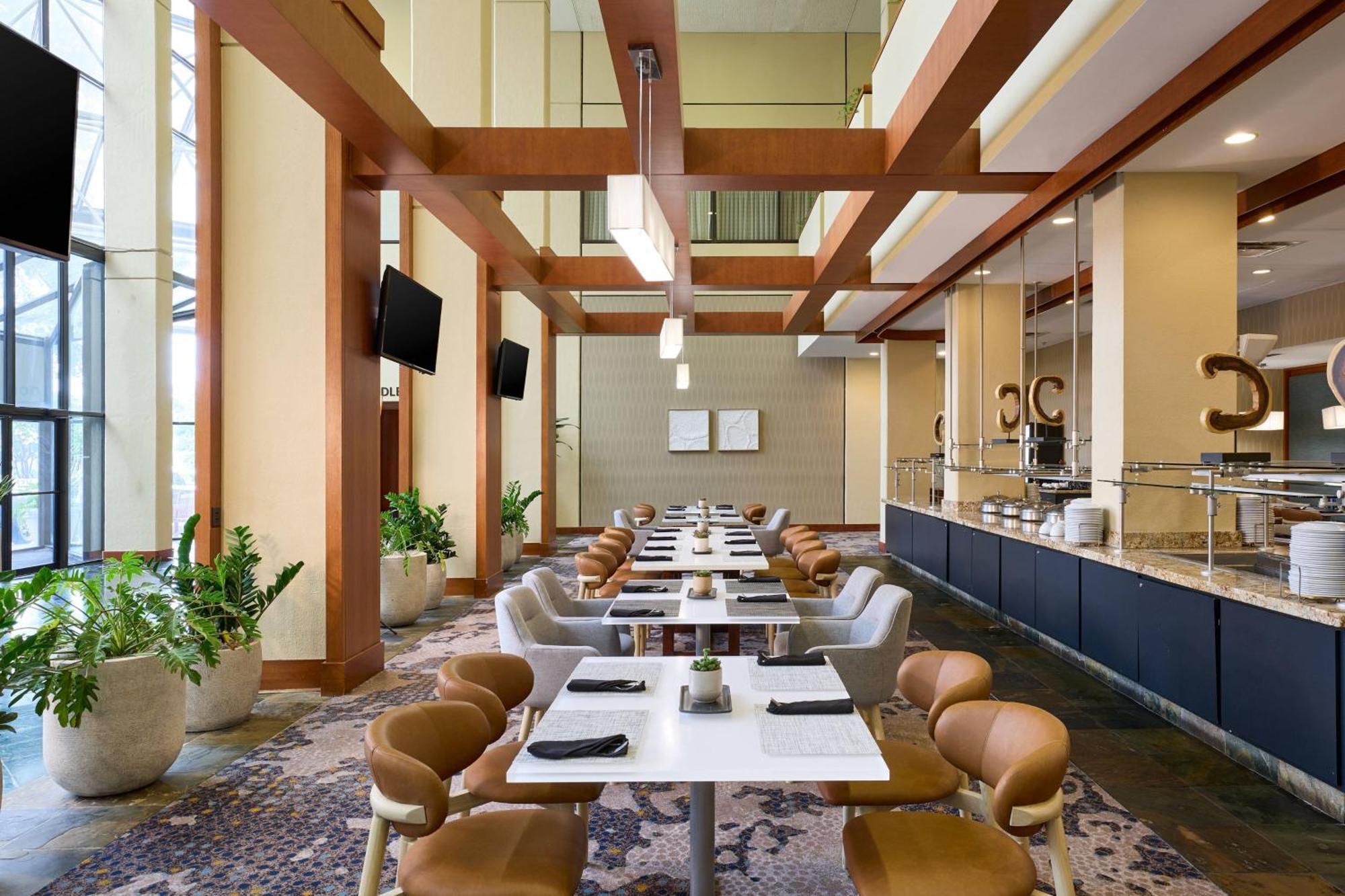 The Westin Atlanta Airport Hotel College Park Exterior photo